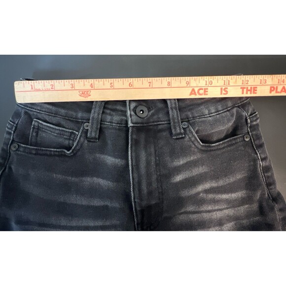 Kendall & Kylie Juniors Size 3 /26 Black the Drifter High Rise Shorts - Picture 7 of 7